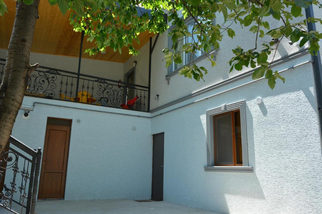 Khorgo Hotel Gori Buitenkant foto