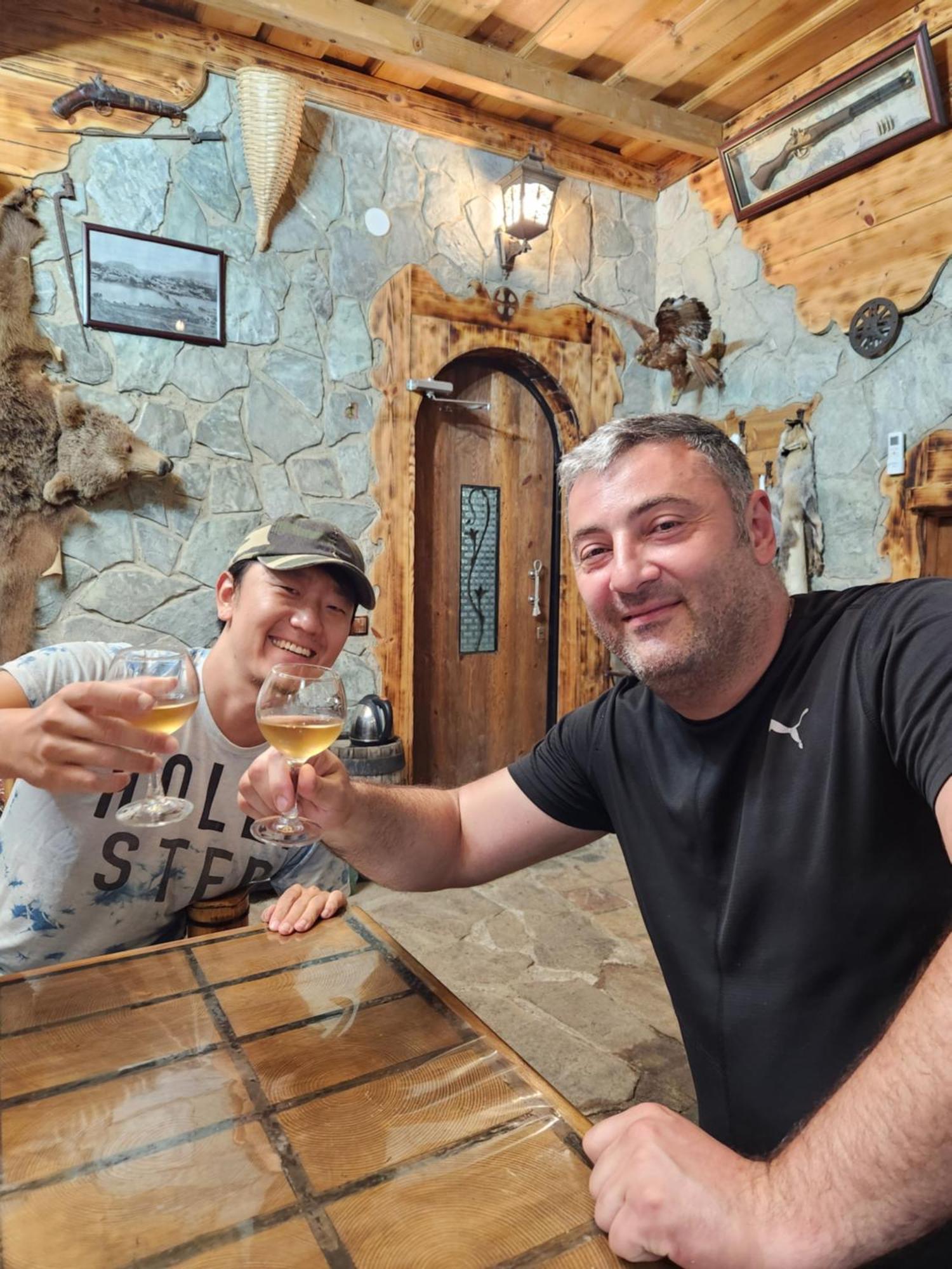 Khorgo Hotel Gori Buitenkant foto