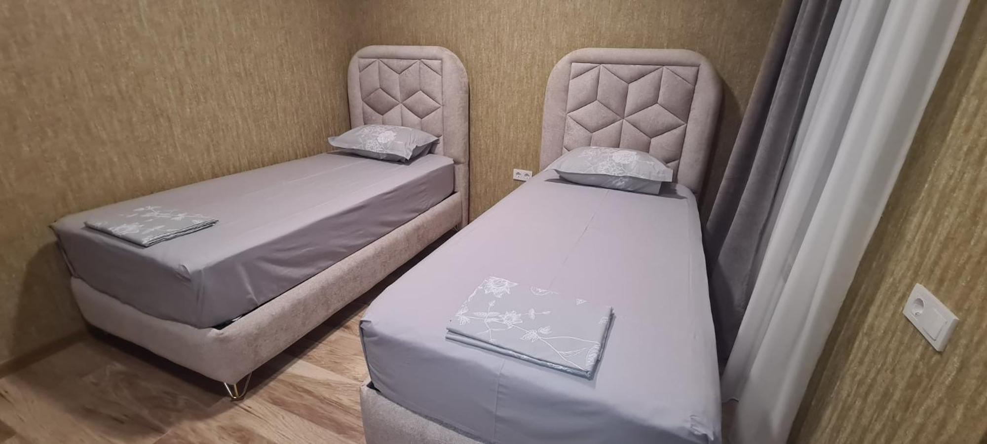 Khorgo Hotel Gori Buitenkant foto