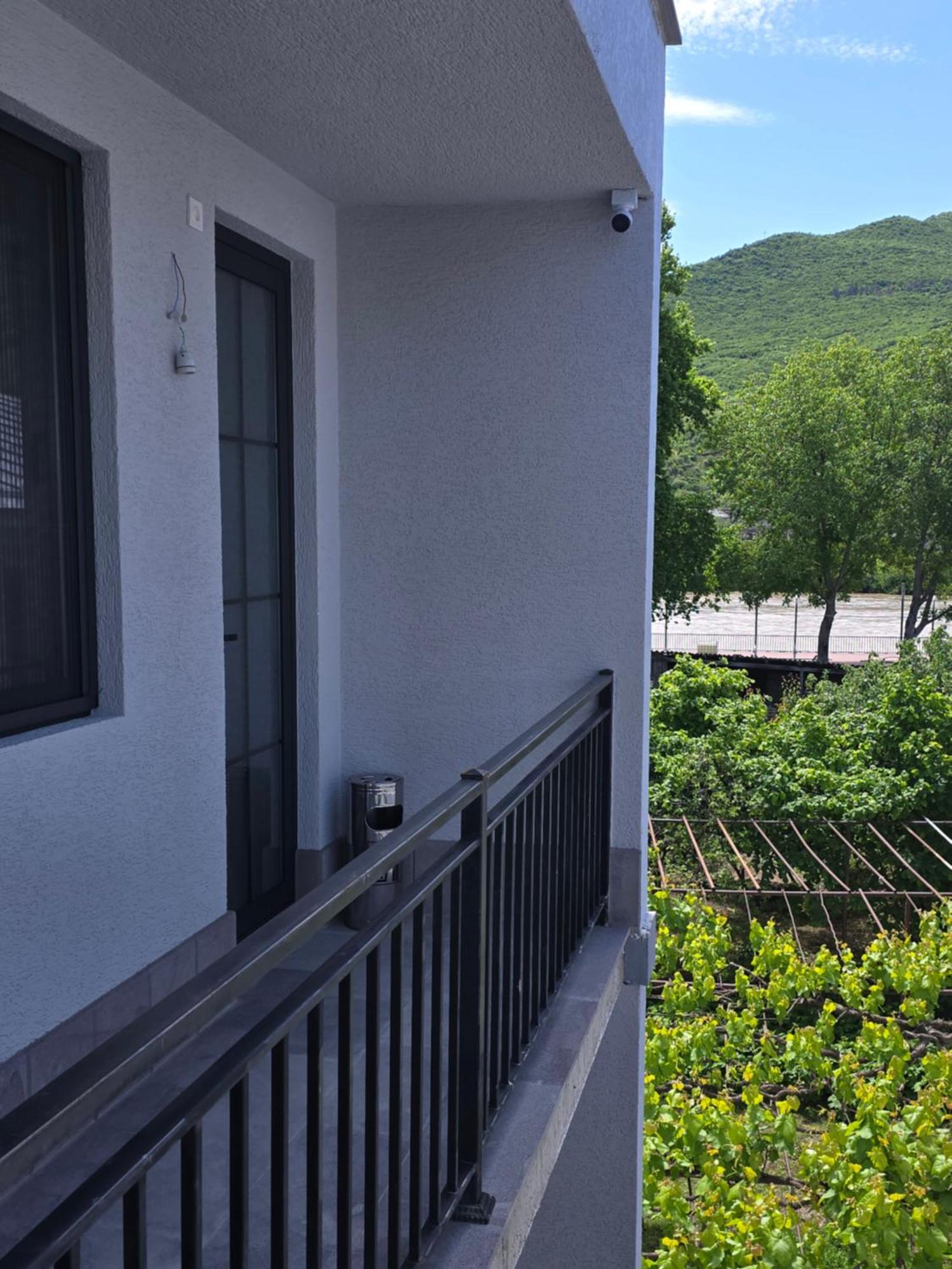 Khorgo Hotel Gori Buitenkant foto